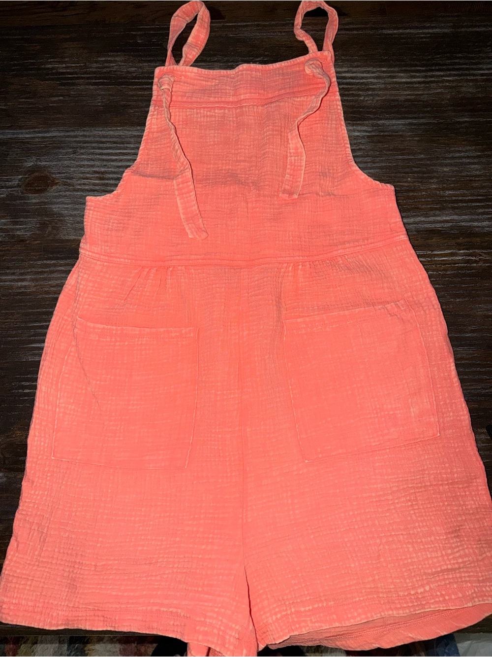 Zenana Outfitters Coral Gauze Tie-Shoulder Romper NWOT - Picture 4 of 9